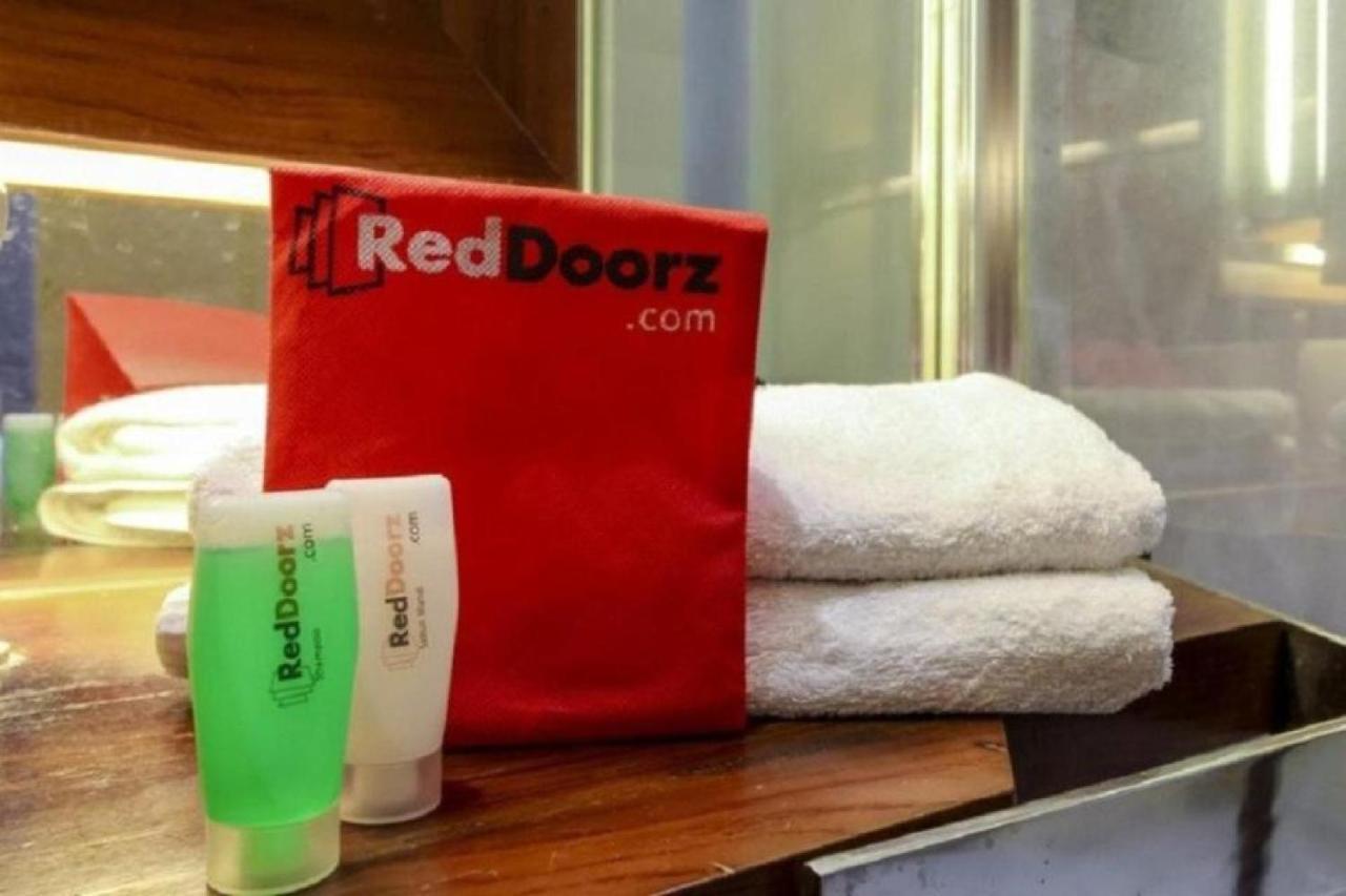 Reddoorz Syariah @ Griya Shanta 말랑 외부 사진